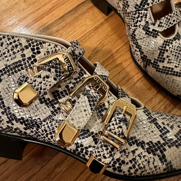 NIB GUCCI Embossed Buckled Ankle Boots - Picture 5 of 7